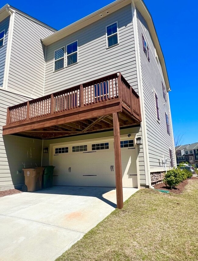 332 Poplar Leaf Way in Cary, NC - Building Photo - Building Photo