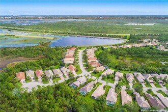 4574 NW Red Maple Dr in Jensen Beach, FL - Building Photo - Building Photo