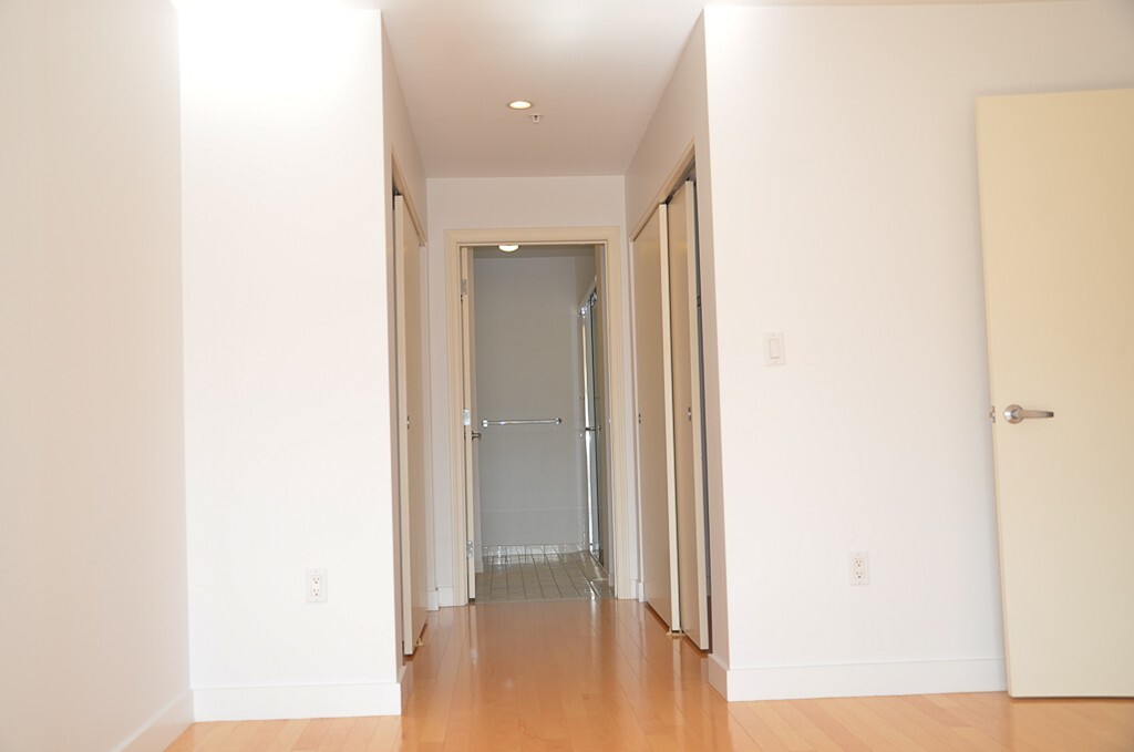 323 Boylston St, Unit 503 in Brookline, MA - Building Photo