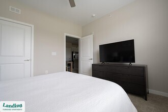 16200 Croft Dr, Unit 4400-205 in Charlotte, NC - Foto de edificio - Building Photo