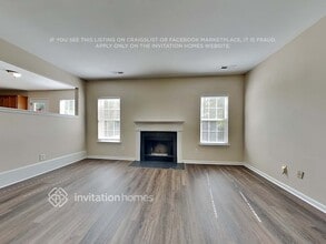 8422 Oak Dr in Charlotte, NC - Building Photo - Building Photo