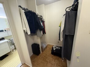 1455 Commonwealth Ave, Unit 514 in Boston, MA - Foto de edificio - Building Photo