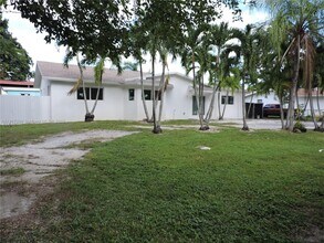 849 NW 12th St in Homestead, FL - Building Photo - Building Photo