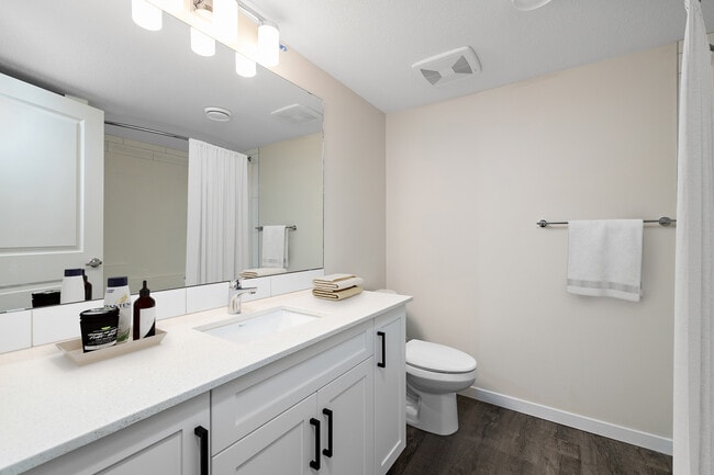 Garrison Green in Edmonton, AB - Building Photo - Building Photo