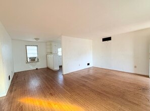 609 S Taylor Ave in Belle, MO - Building Photo - Building Photo