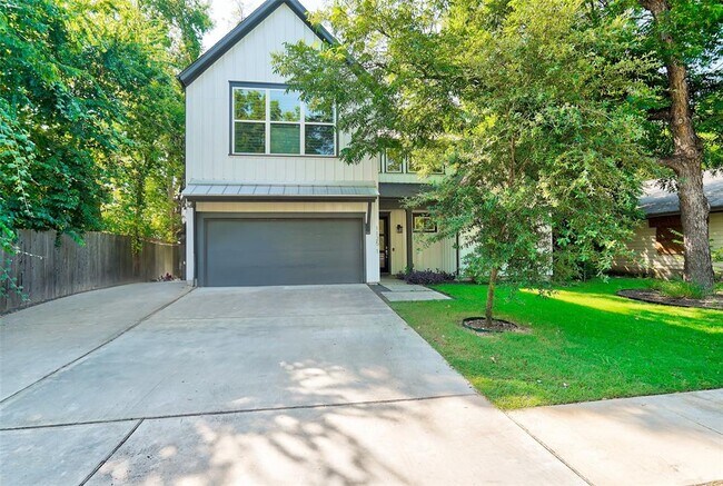 property at 1125 Saucedo St