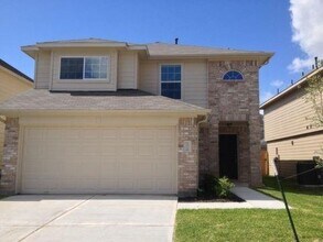 8926 San Alberto in Houston, TX - Building Photo - Building Photo