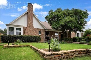 7828 Cardinal Ct in Fort Worth, TX - Building Photo