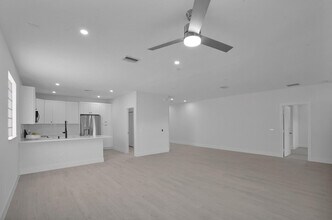 905 Fieldstone Way in West Palm Beach, FL - Building Photo - Building Photo