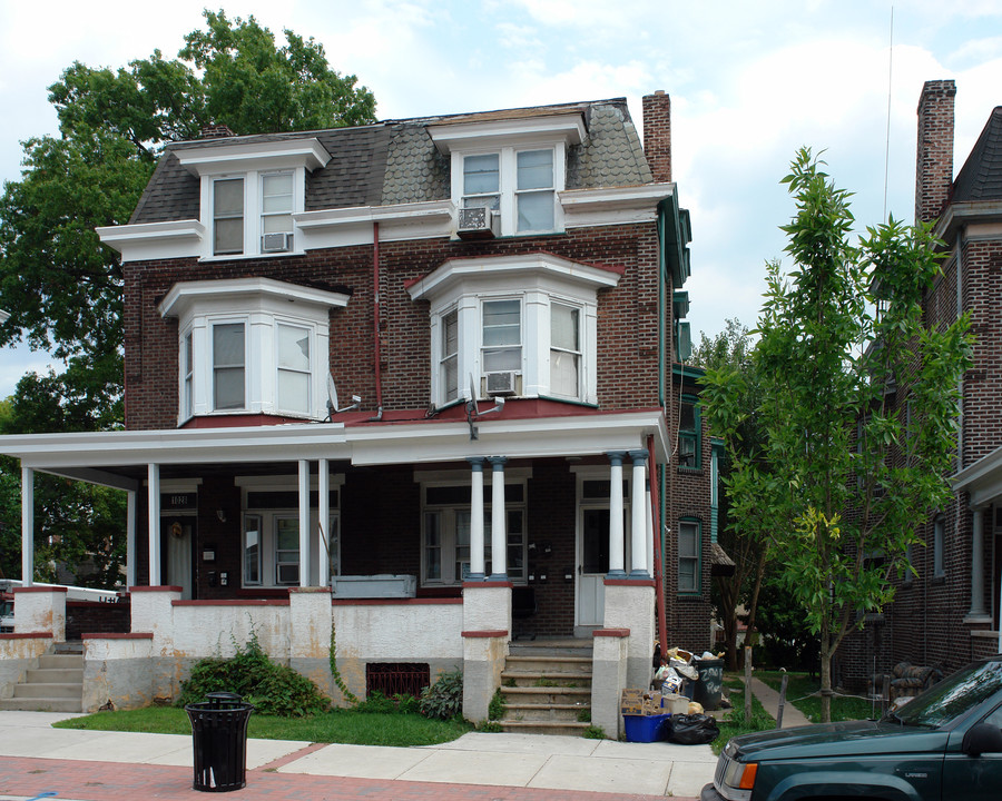 1026 Dekalb St in Norristown, PA - Building Photo