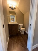 37855 College St in Sandy, OR - Building Photo - Building Photo