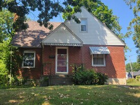 403 S William St in Columbia, MO - Building Photo