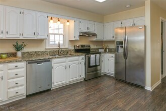 450 Supplejack Ct in Chesapeake, VA - Building Photo - Building Photo