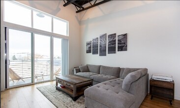 611 Nikles Dr in Bozeman, MT - Building Photo - Building Photo