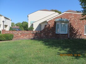 2016 E 10th St in Anderson, IN - Building Photo