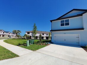 5434 Elmview Xing in Wesley Chapel, FL - Building Photo - Building Photo