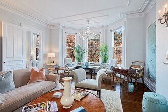 174 Marlborough St-Unit -2 Front in Boston, MA - Building Photo - Building Photo
