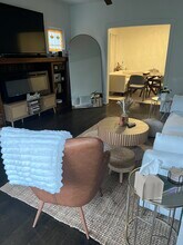 5011 N Lawndale Ave, Unit 2 in Chicago, IL - Building Photo - Building Photo