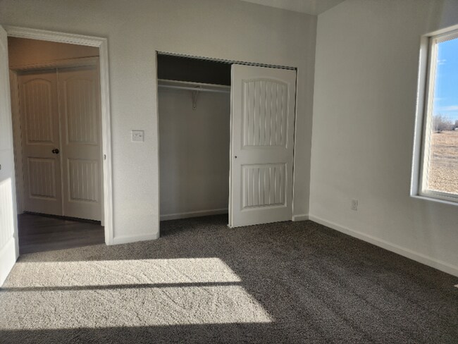 710 E Hahns Peak Ave in Pueblo West, CO - Building Photo - Building Photo