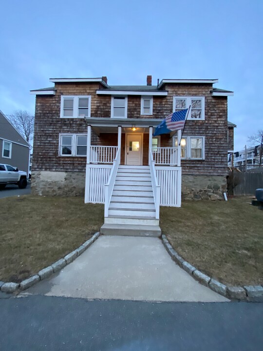 22 Ryan Pl in Swampscott, MA - Building Photo