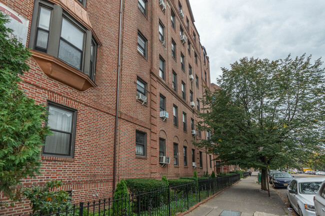 80 Avenue P in Brooklyn, NY - Building Photo - Building Photo