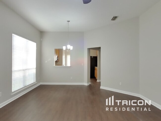 4058 Pebble Brooke Circle South in Orange Park, FL - Building Photo - Building Photo