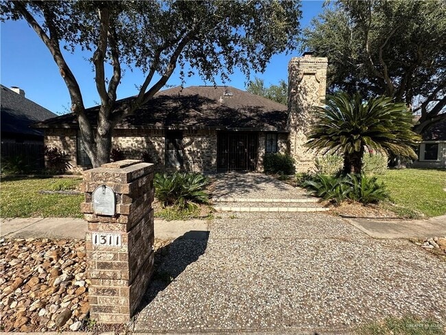 property at 15 Pine St