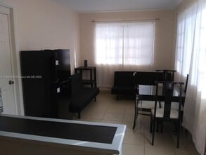 734 SW 5th Ave in Hallandale Beach, FL - Building Photo - Building Photo