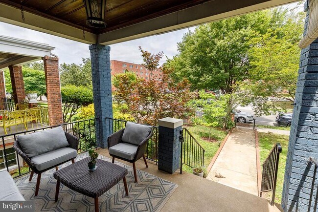 1318 Upshur St NW in Washington, DC - Building Photo - Building Photo