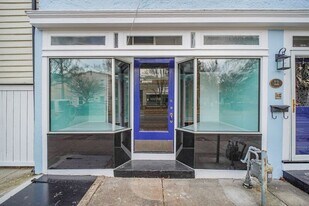 1109 Caroline St in Fredericksburg, VA - Building Photo