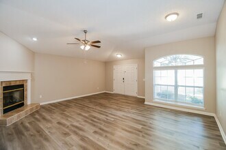 8422 Stelling Dr S, Unit 2874-333 in Jacksonville, FL - Foto de edificio - Building Photo