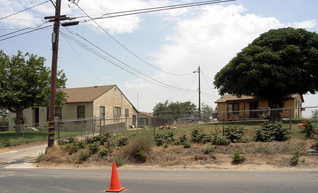 5955-5969 Tyler St in Riverside, CA - Building Photo - Building Photo