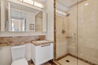 400 Stuart St in Boston, MA - Building Photo - Building Photo