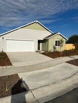 1514 Tarrango St in Yuba City, CA - Building Photo