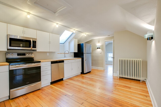 property at 2450 Blaisdell Ave