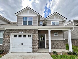 710 Mickelson Way in Lebanon, TN - Building Photo