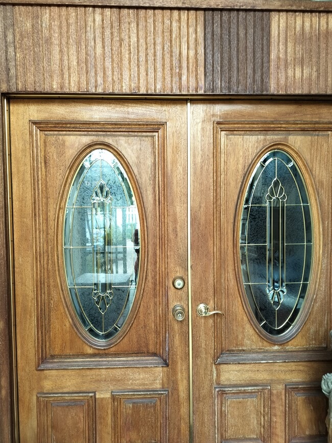 property at 1319 Walgrove Ave