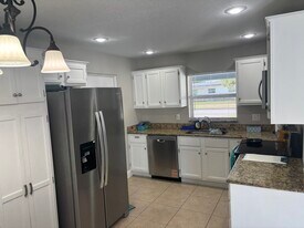 8314 Calais Cir in Orlando, FL - Building Photo