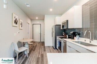 2020 Red Dr in Reno, NV - Foto de edificio - Building Photo