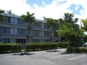 Lahaina Town Luxury Apartments in Lahaina, HI - Building Photo - Building Photo