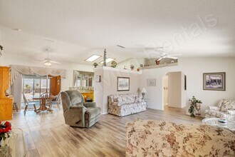 1655 Navigator Dr in Lake Havasu City, AZ - Foto de edificio - Building Photo
