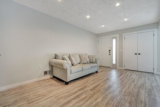 42 Hamilton Ave in Seaside Heights, NJ - Building Photo - Building Photo