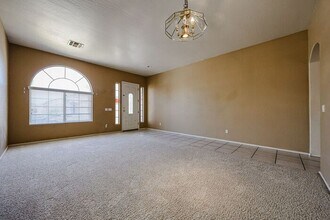 2831 E San Tan St in Chandler, AZ - Building Photo - Building Photo