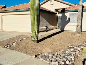 7277 W Maple Ridge Dr in Tucson, AZ - Building Photo - Building Photo