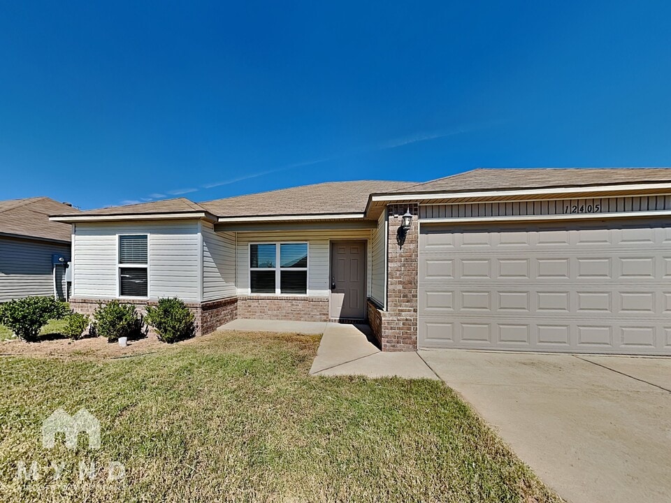 12405 Solandra Cir in North Little Rock, AR - Foto de edificio