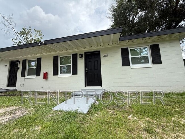 property at 4118 W Washington St