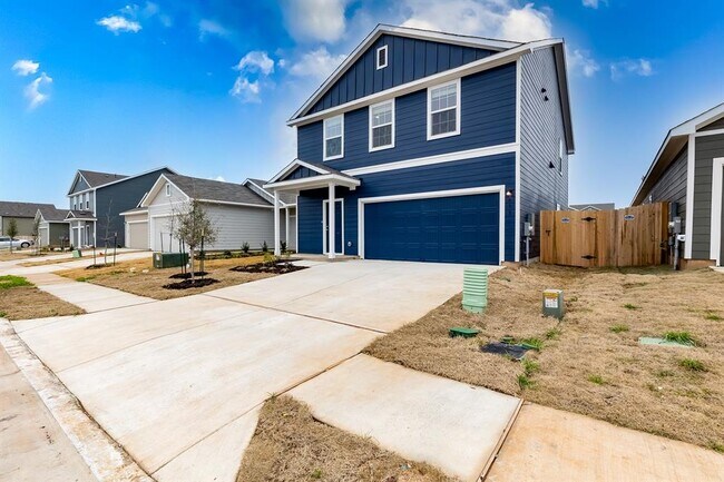419 Bass Dr in Bastrop, TX - Building Photo - Building Photo