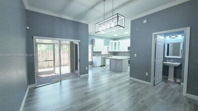 2352 SE 16th Terrace in Homestead, FL - Building Photo - Building Photo