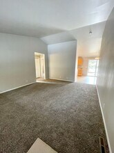 1157 SW Silver Lake Blvd in Bend, OR - Building Photo - Building Photo