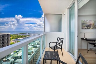 2889 McFarlane Rd, Unit SI ID1240707P in Miami, FL - Building Photo - Building Photo